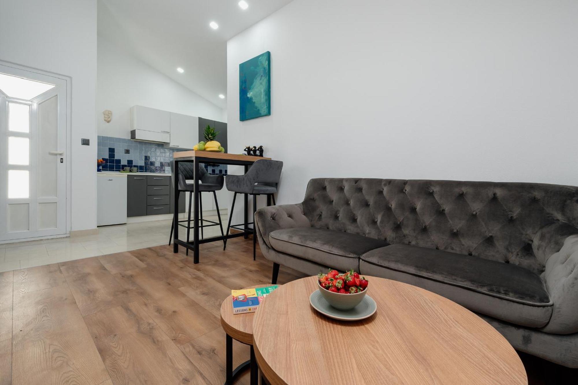 Apartments Kudelik Трогир Экстерьер фото